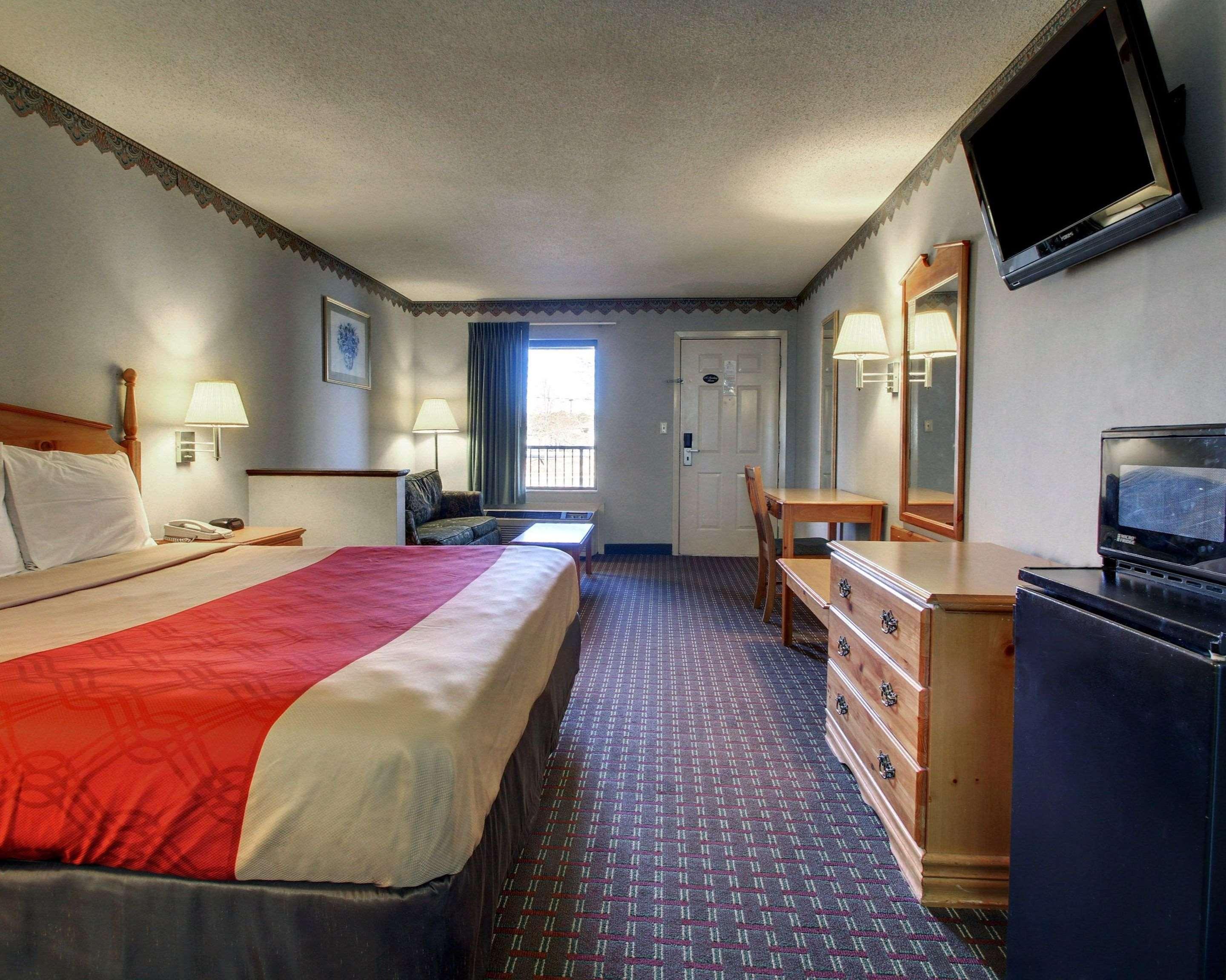 Econo Lodge Clinton Zewnętrze zdjęcie