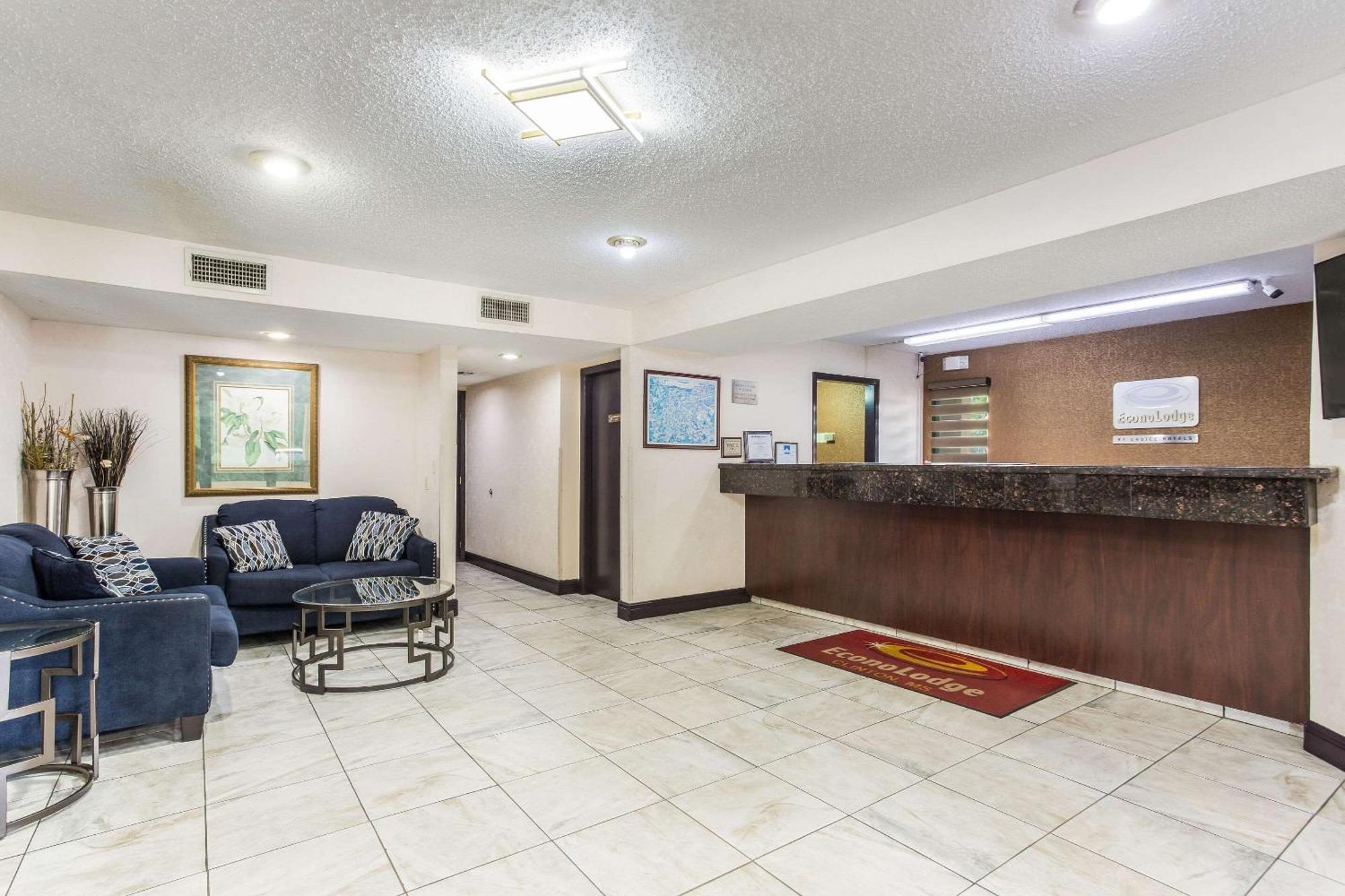 Econo Lodge Clinton Zewnętrze zdjęcie